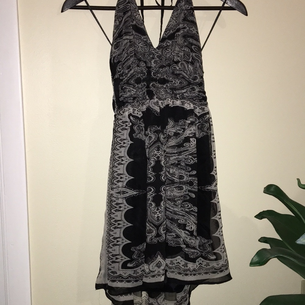 “Sac” SZ M Black and Grey Halter Dress.